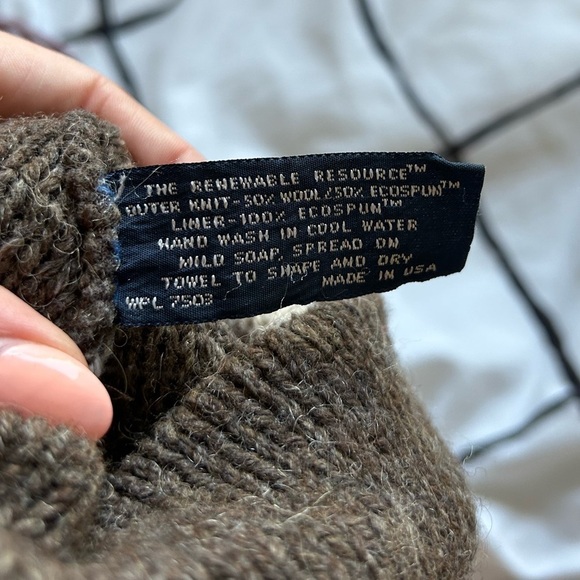 Vintage The Renewable Resource Beanie Hat - Picture 3 of 3